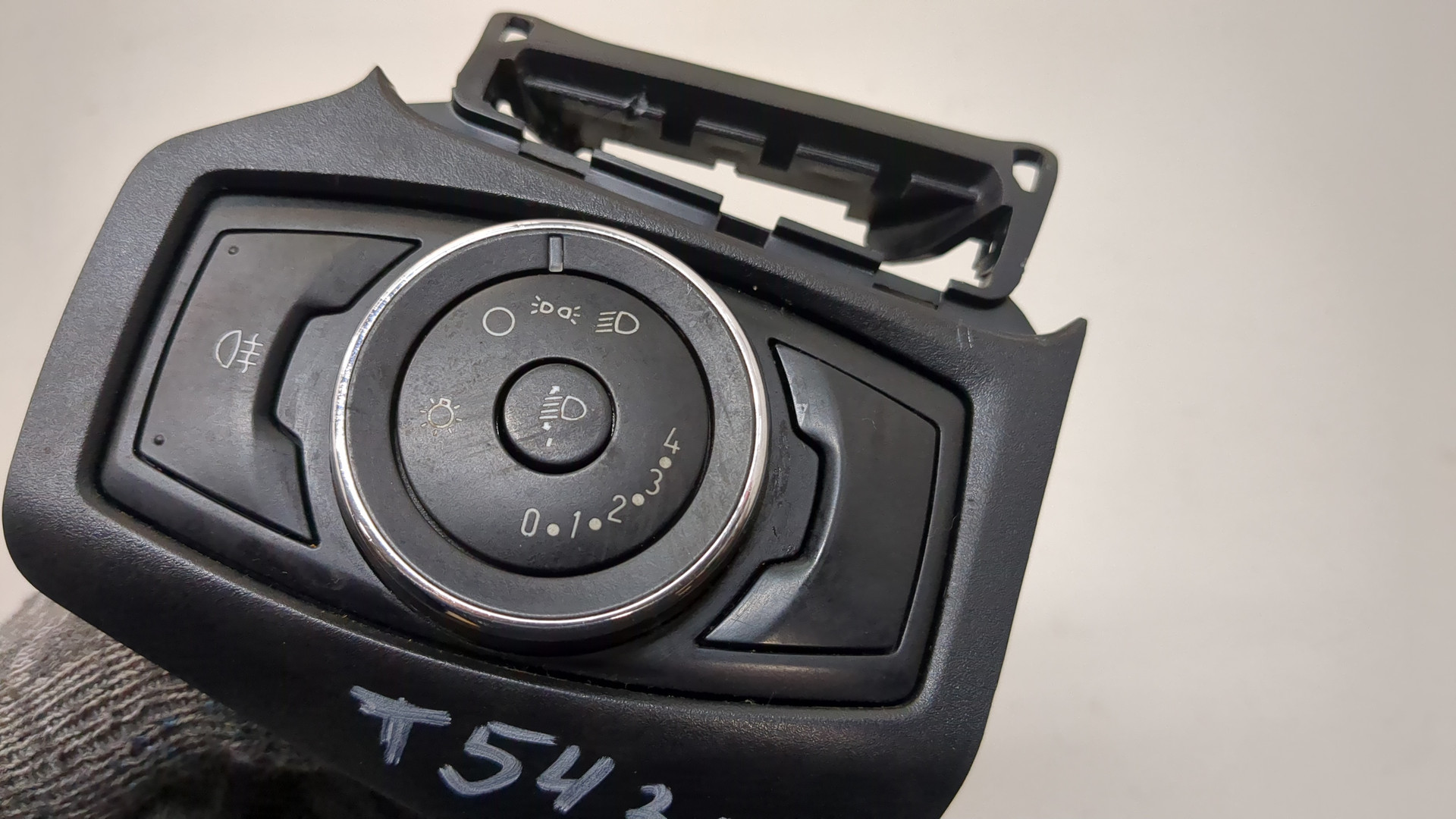 Переключатель света фар