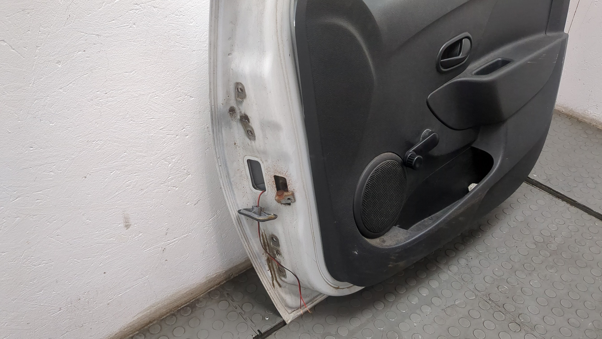 Дверь передняя правая