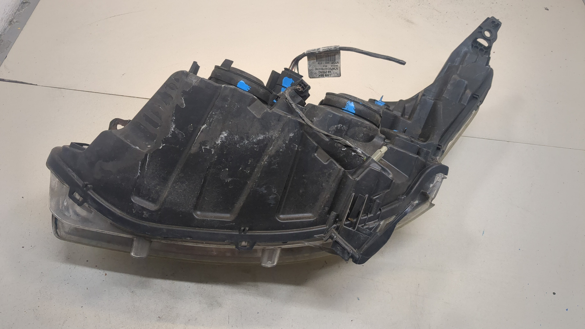 Фара правая