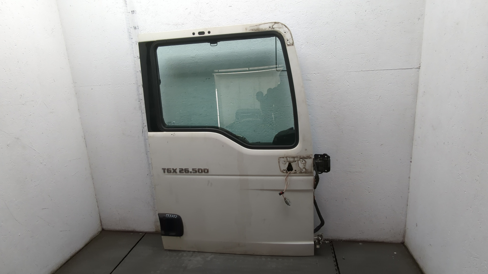 Дверь передняя правая