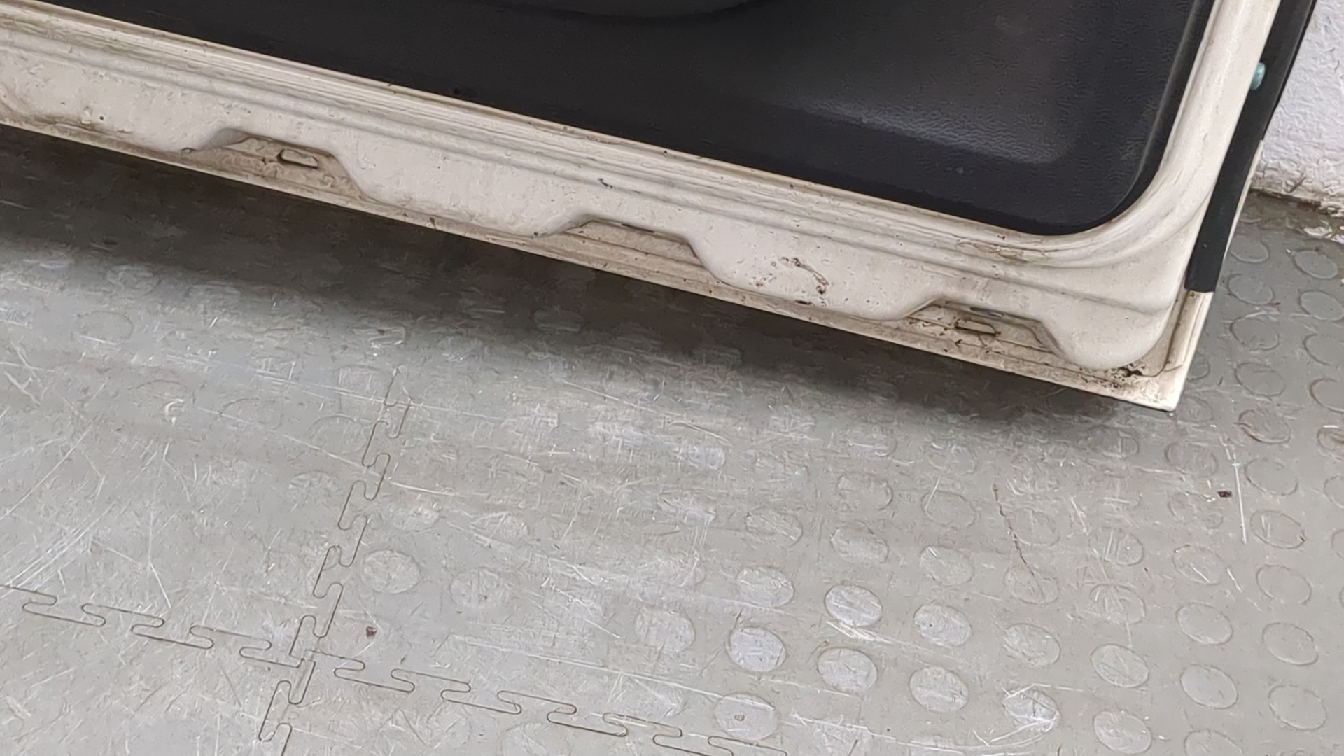 Дверь передняя правая