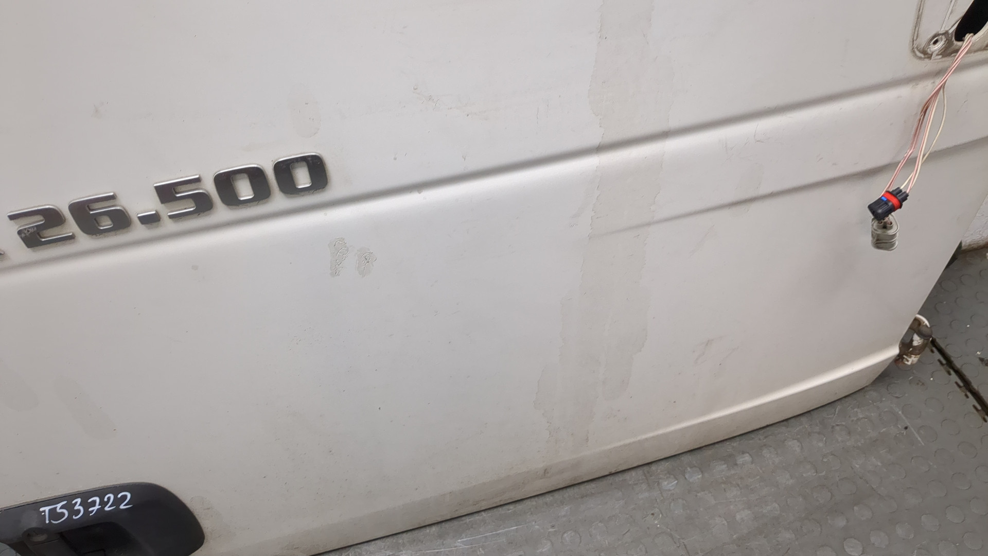 Дверь передняя правая