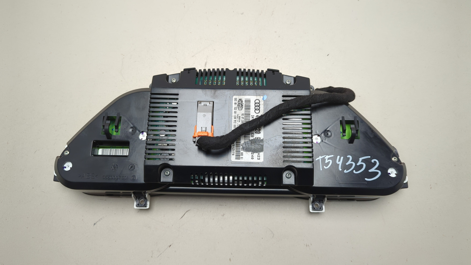 Панель приборов