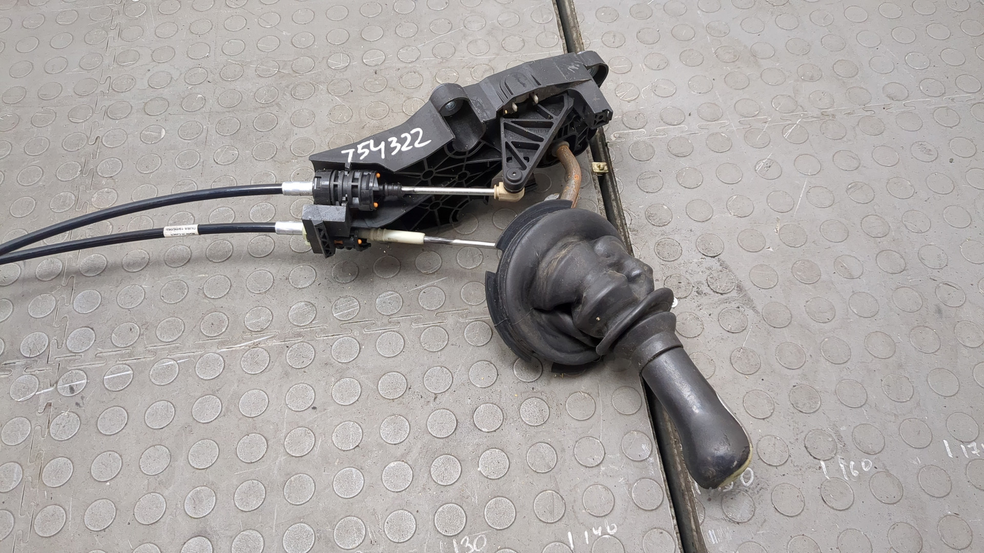 Кулиса МКПП / АКПП