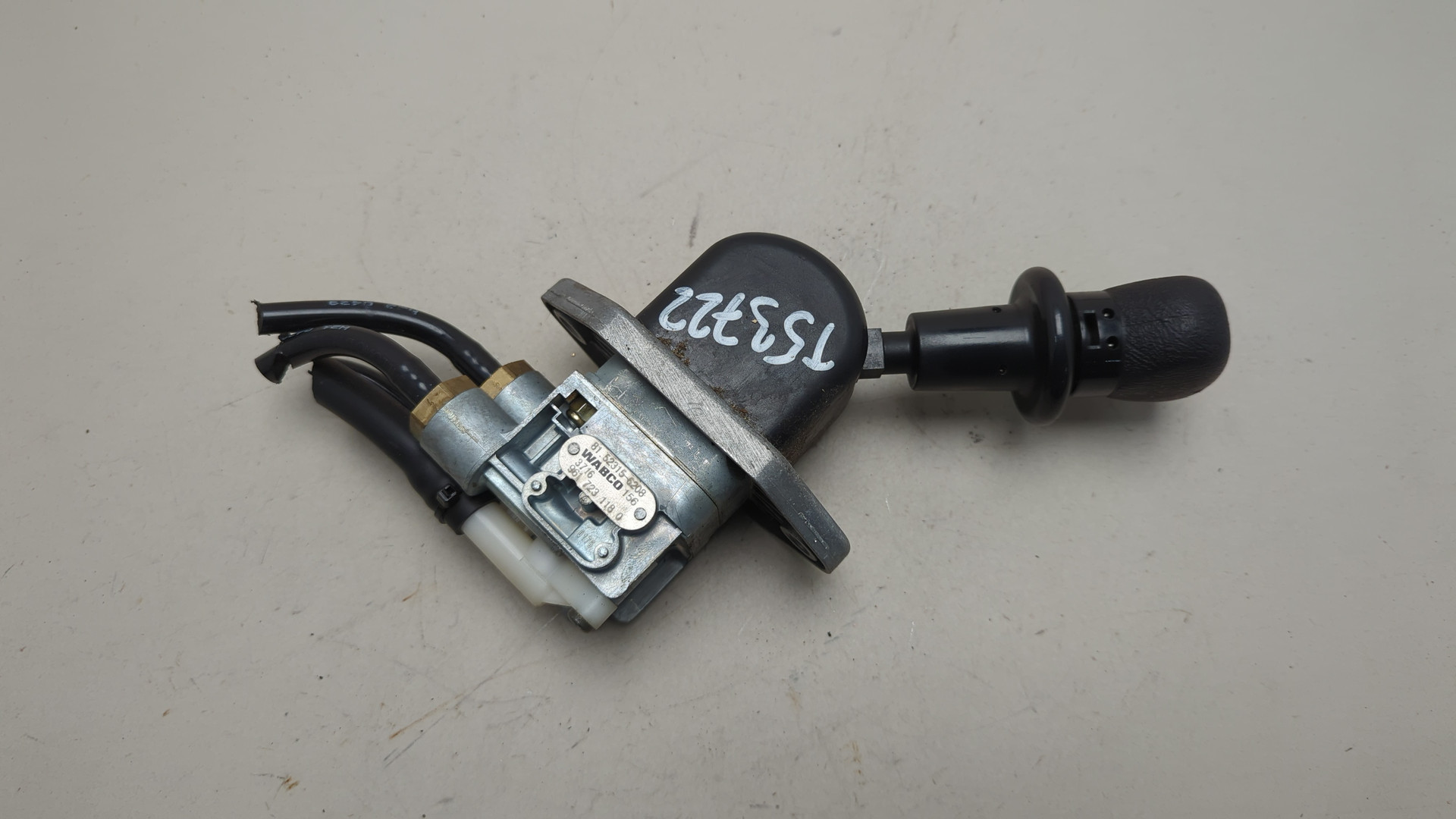 Рычаг стояночного тормоза