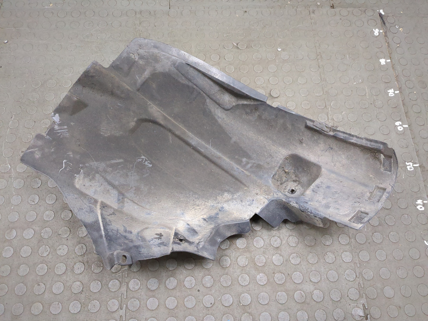 Локер передний правый