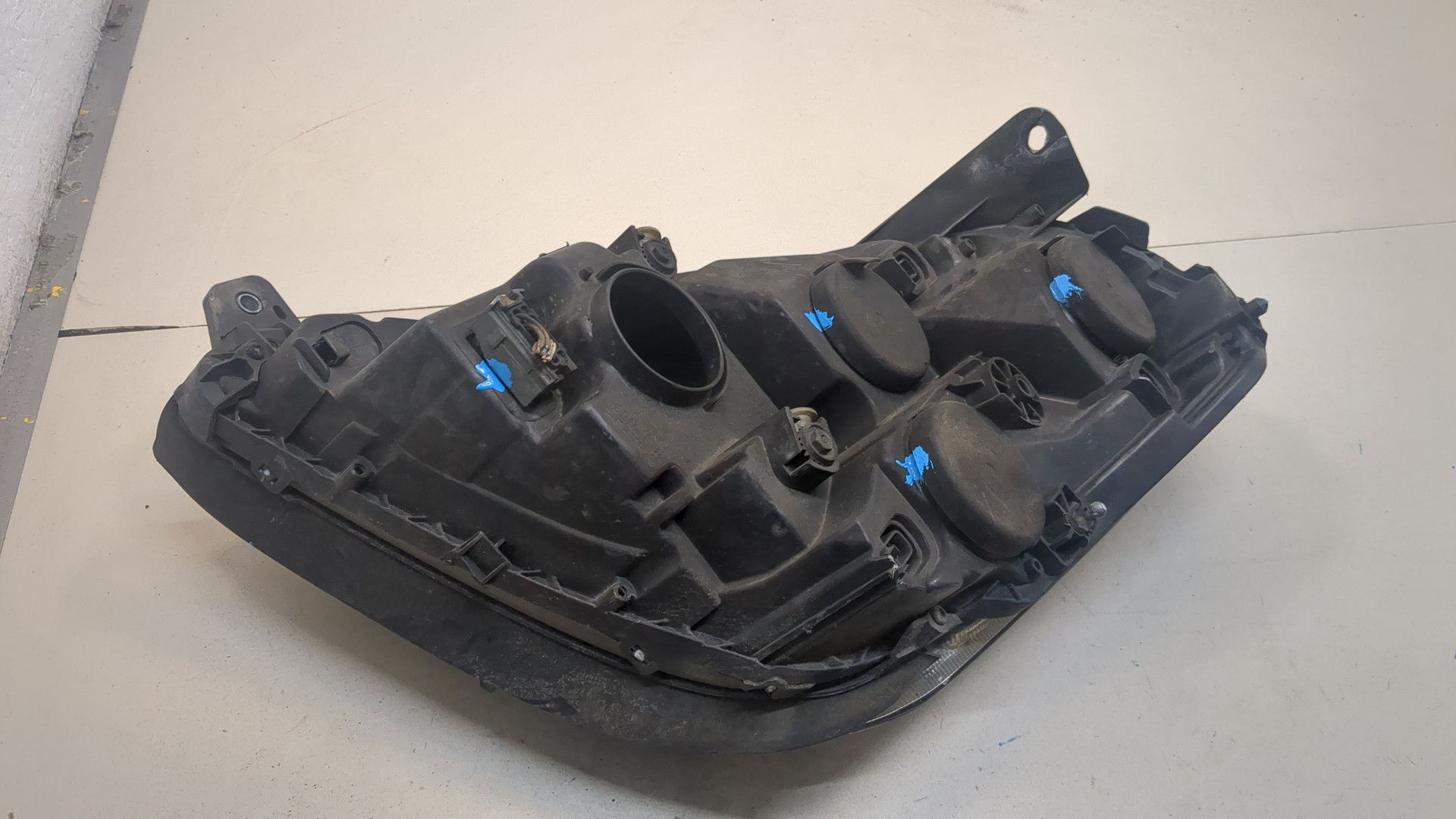 Фара правая