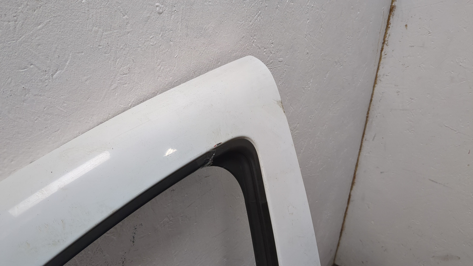 Дверь передняя левая