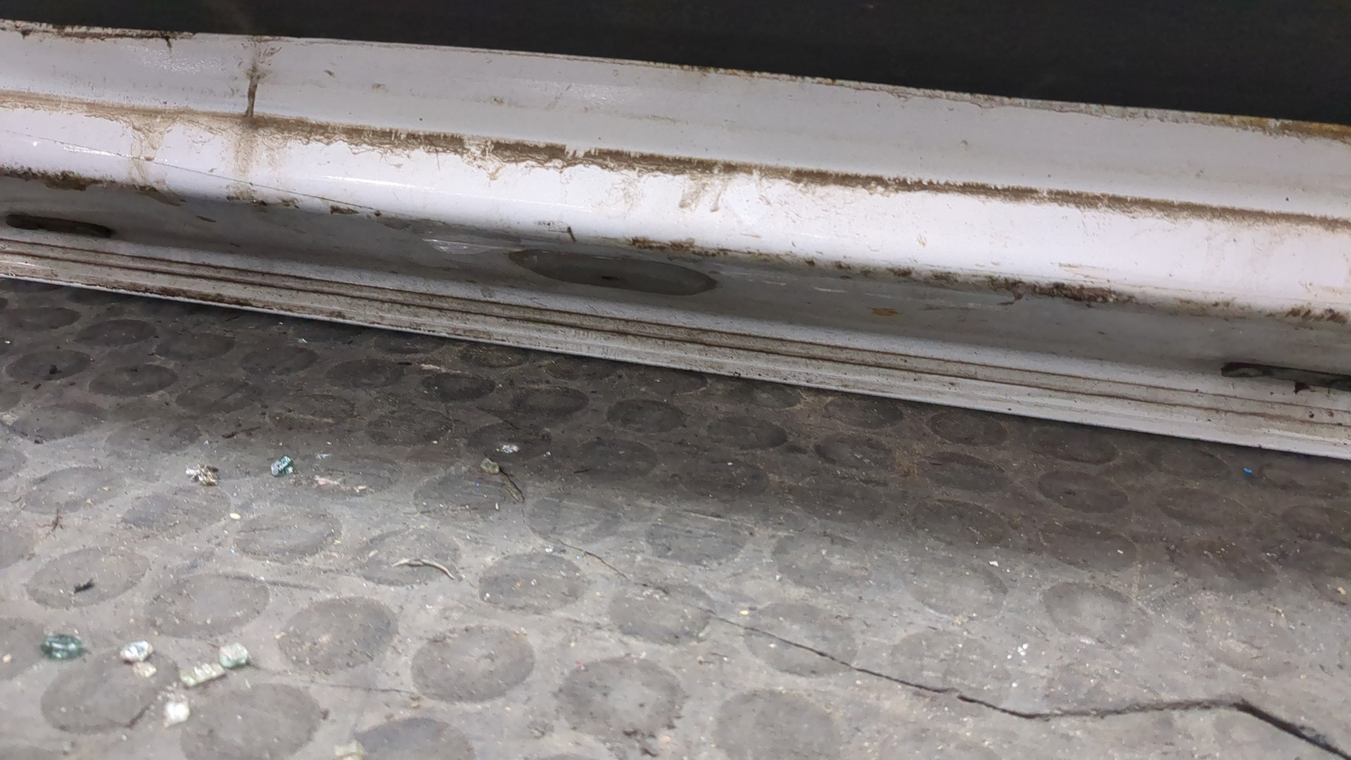 Дверь передняя левая