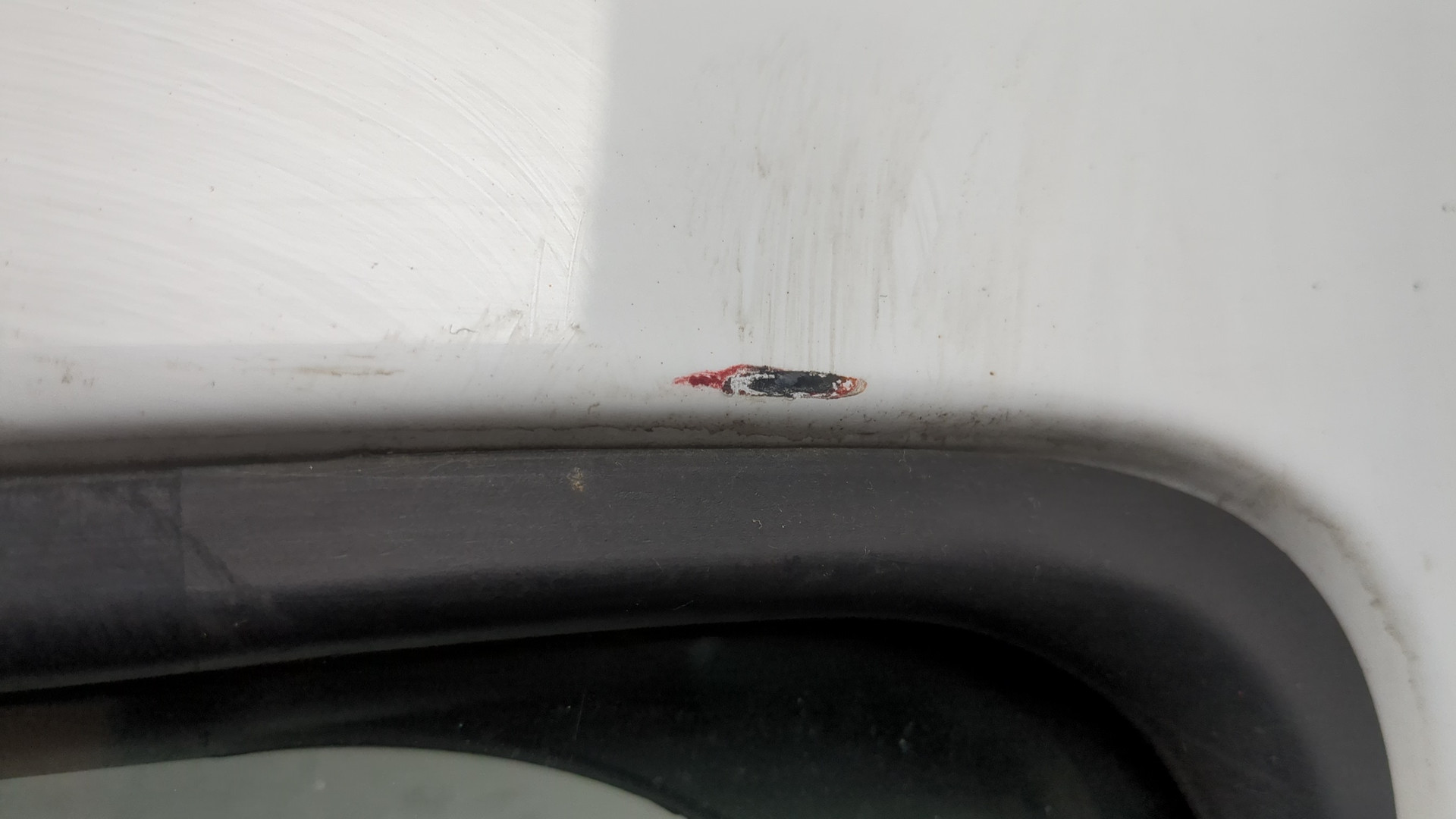 Дверь передняя левая