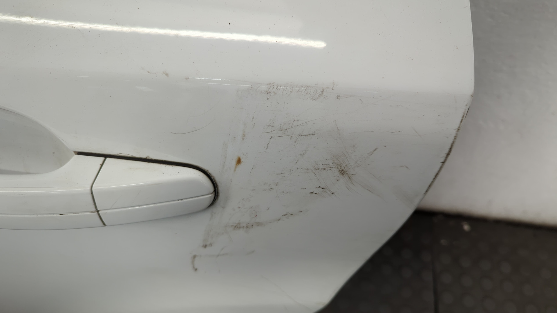 Дверь задняя левая