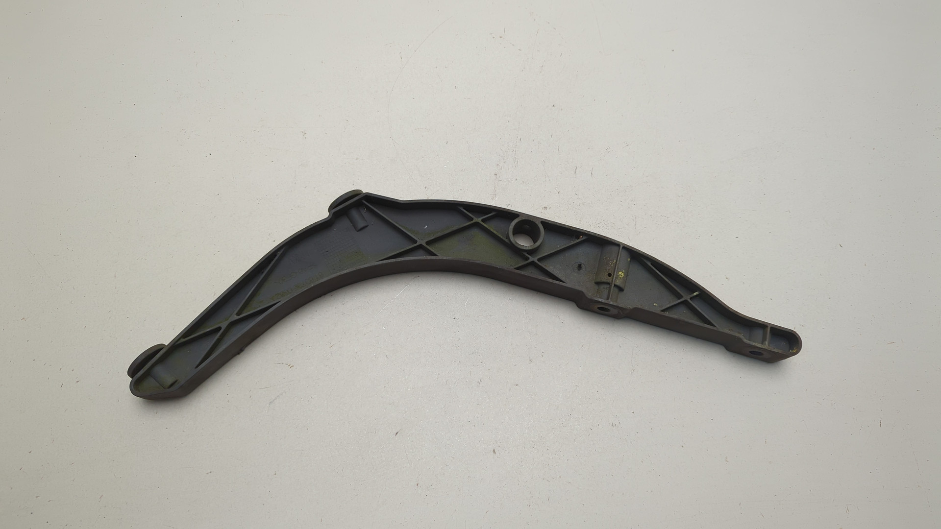 Кронштейн солнцезащитного козырька