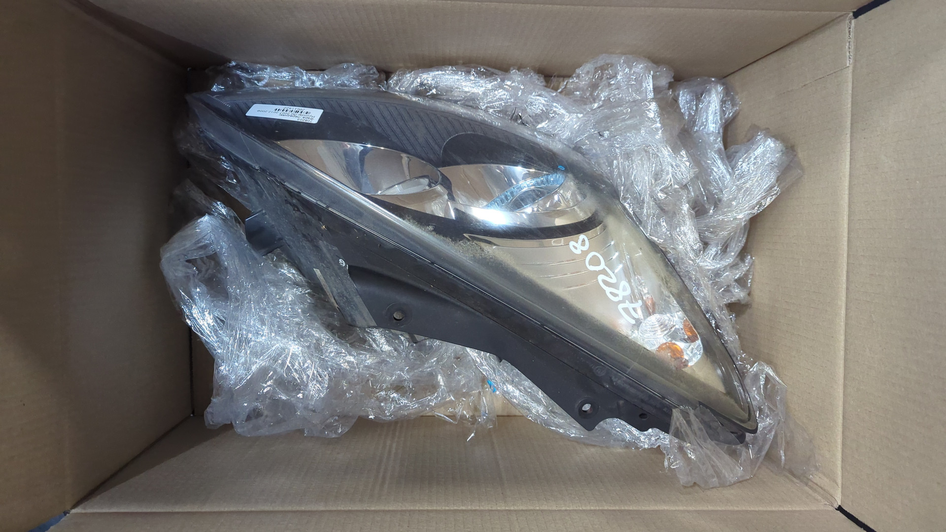 Фара правая