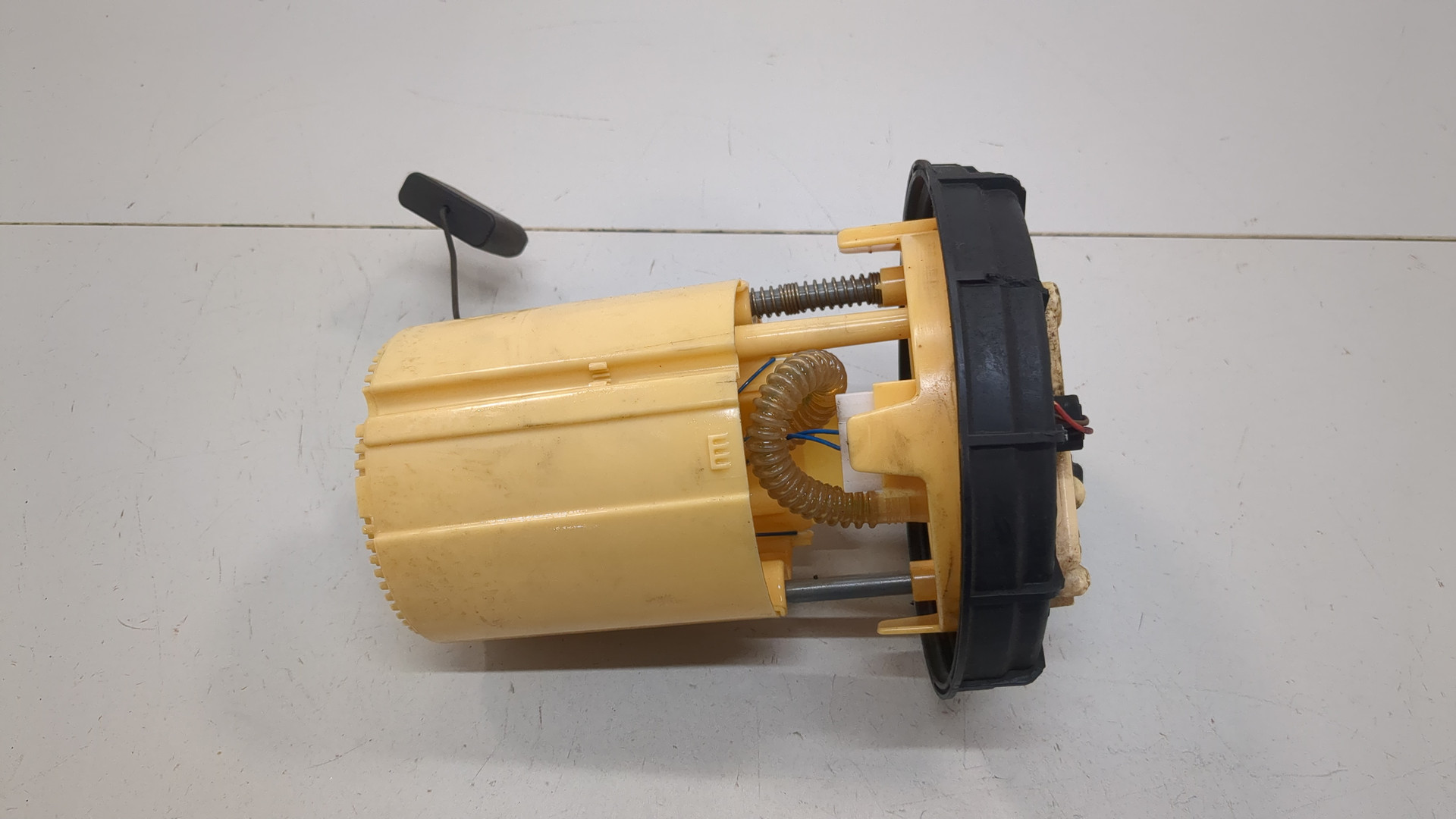 Насос топливный электрический