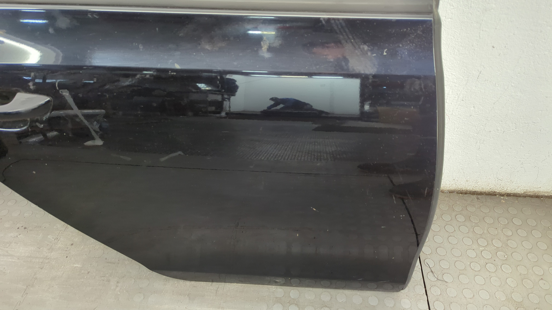 Дверь задняя правая