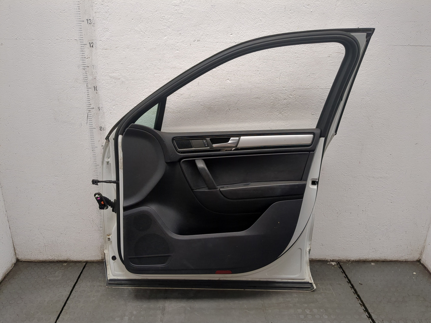 Дверь передняя правая