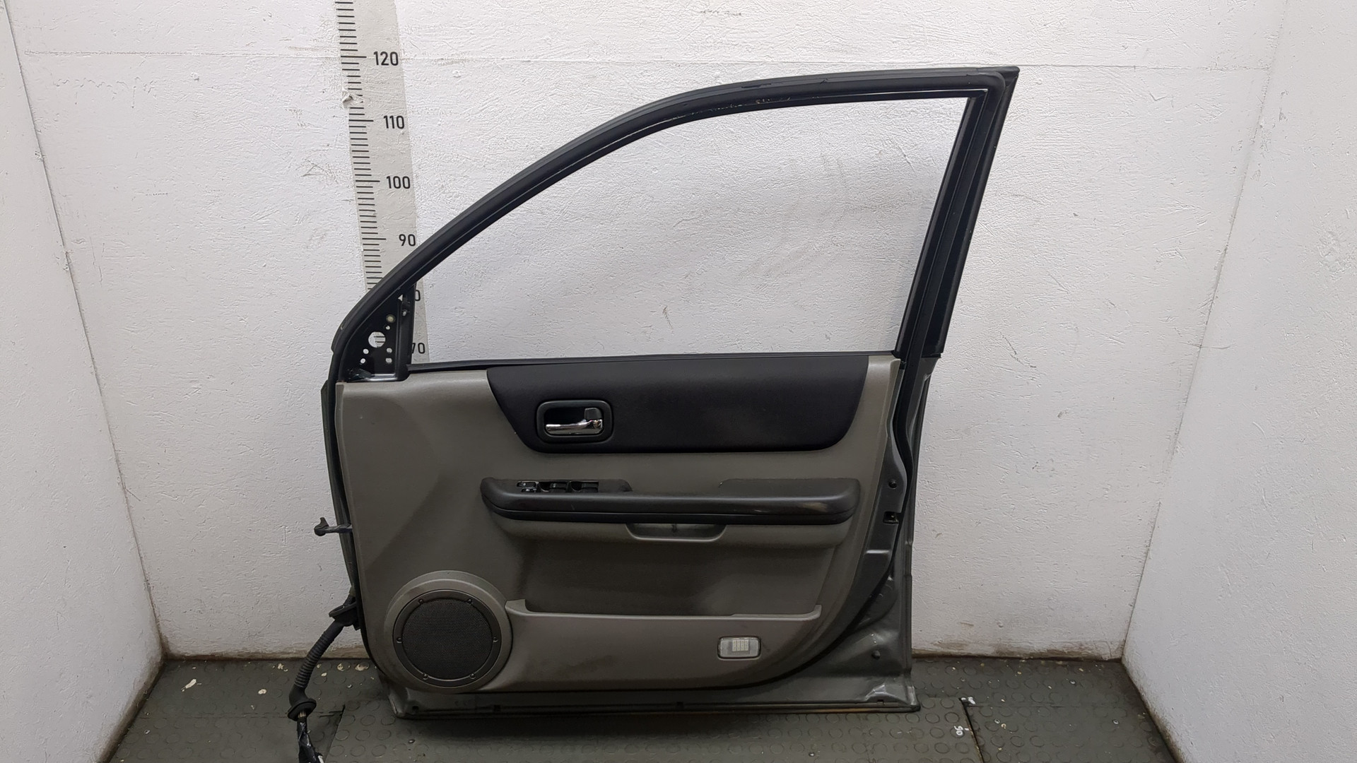 Дверь передняя правая