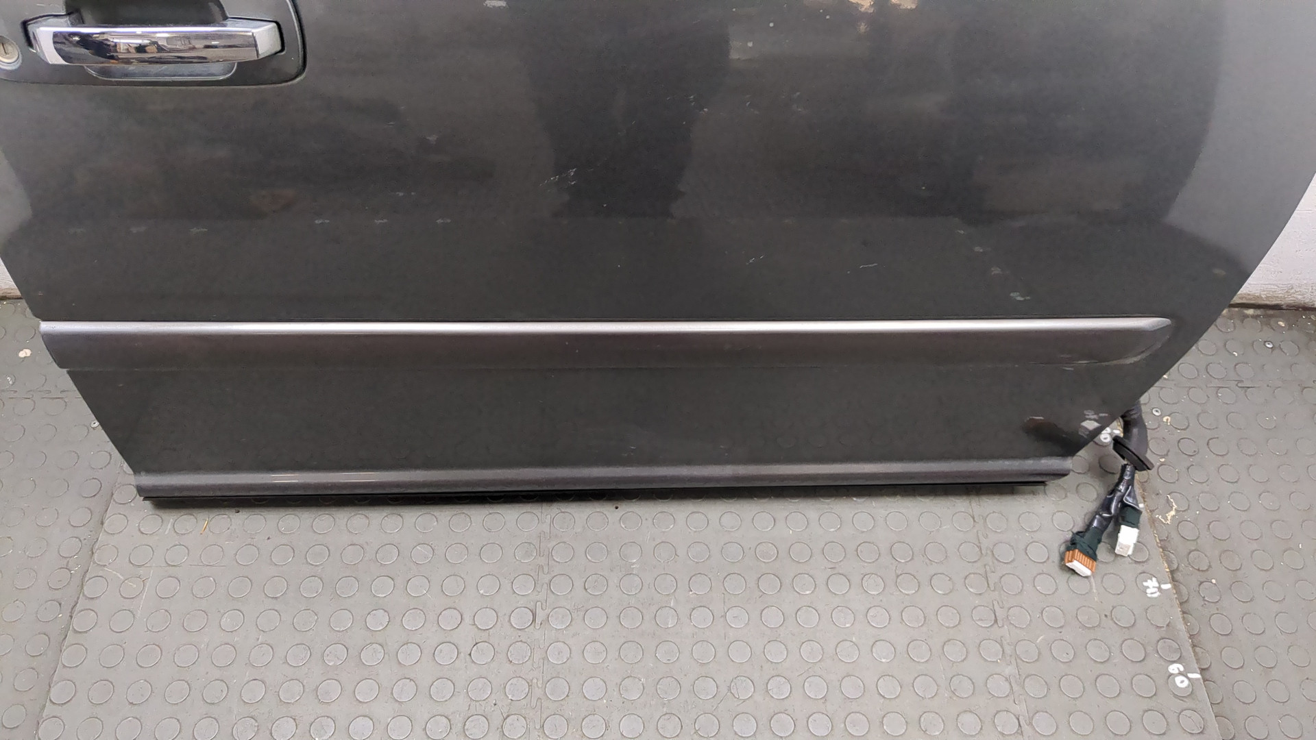 Дверь передняя правая