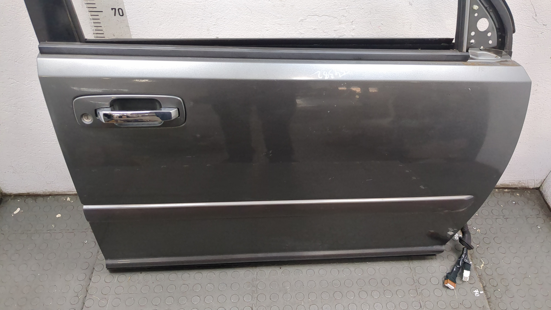 Дверь передняя правая