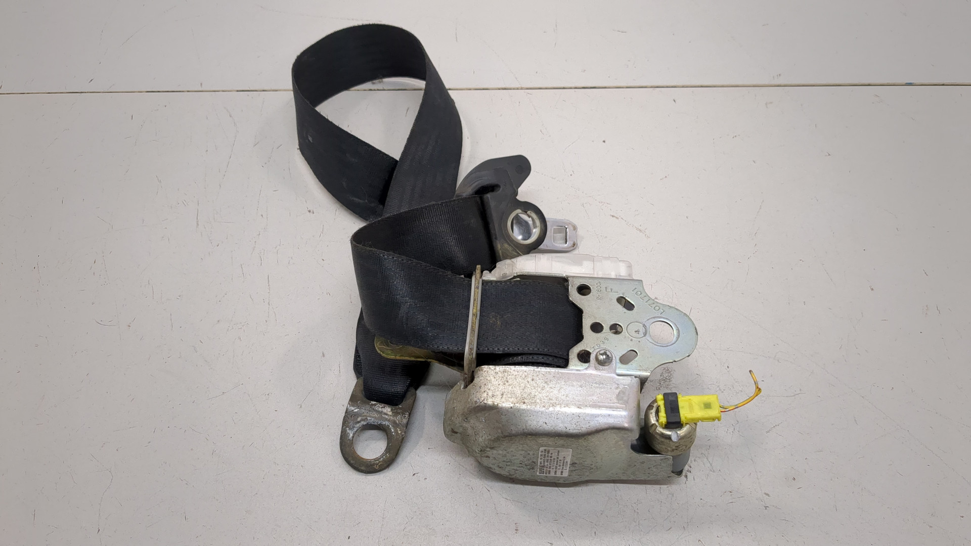 Ремень безопасности