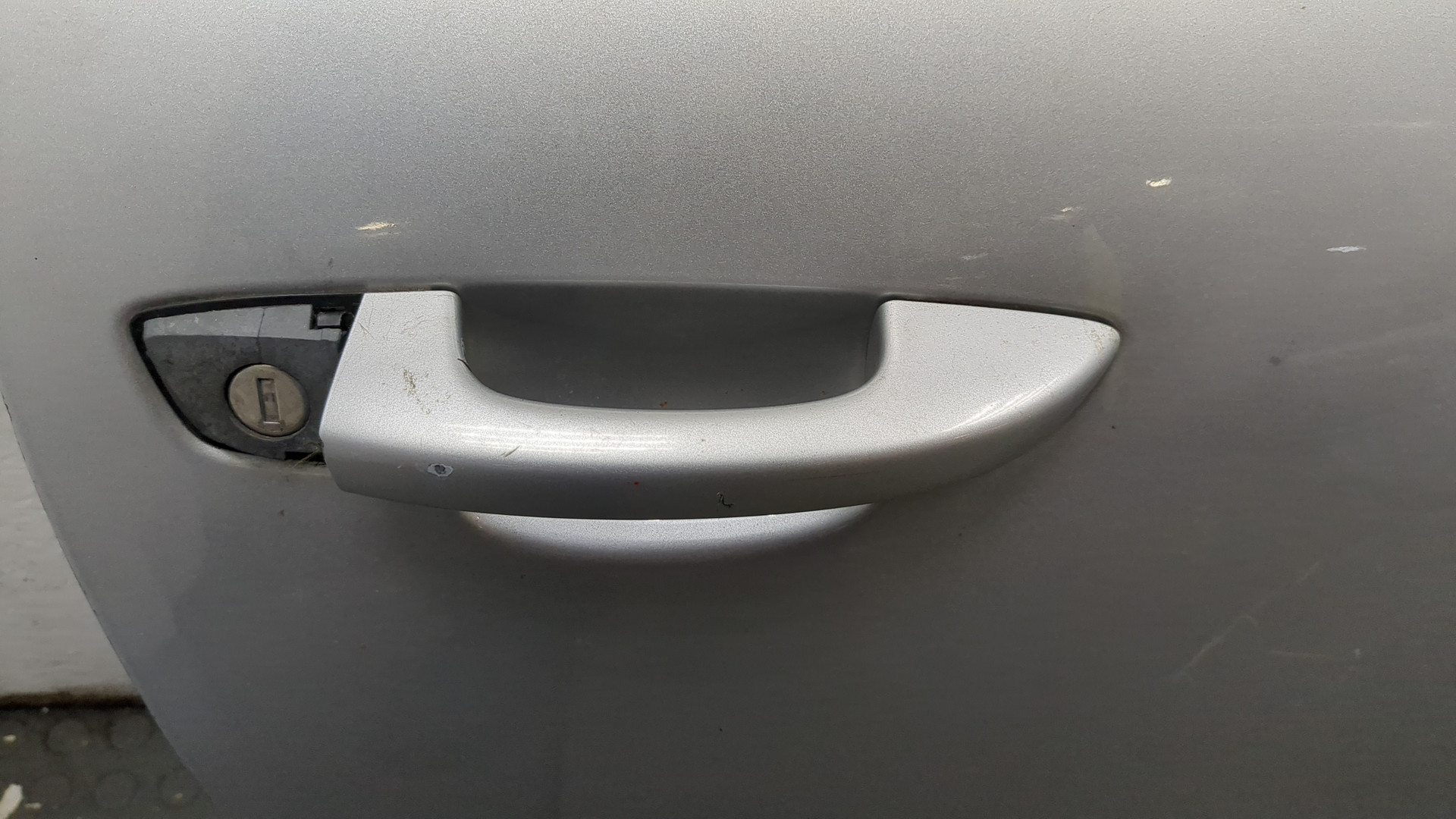 Дверь передняя правая