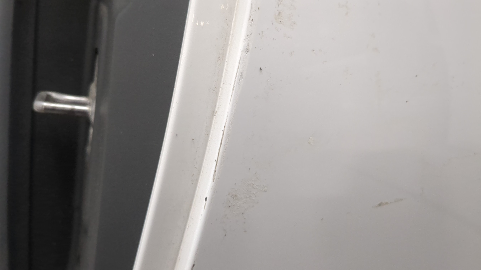 Дверь задняя левая