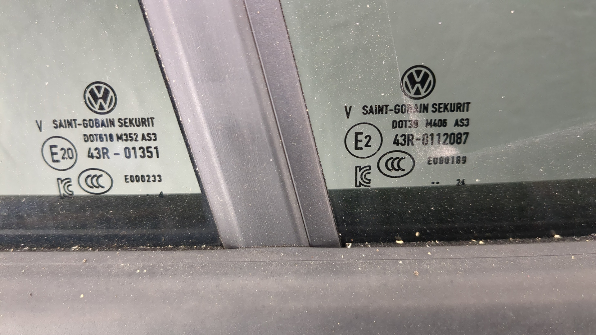 Дверь задняя правая