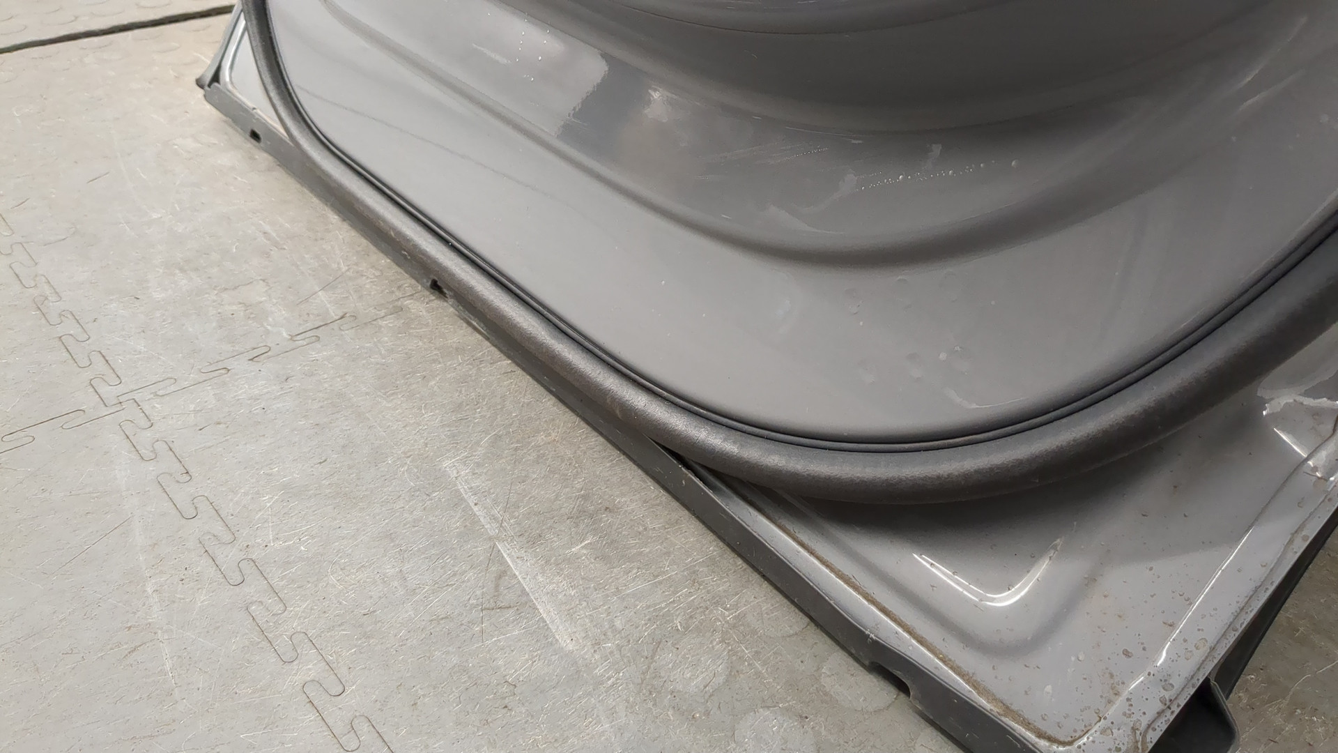 Дверь задняя правая