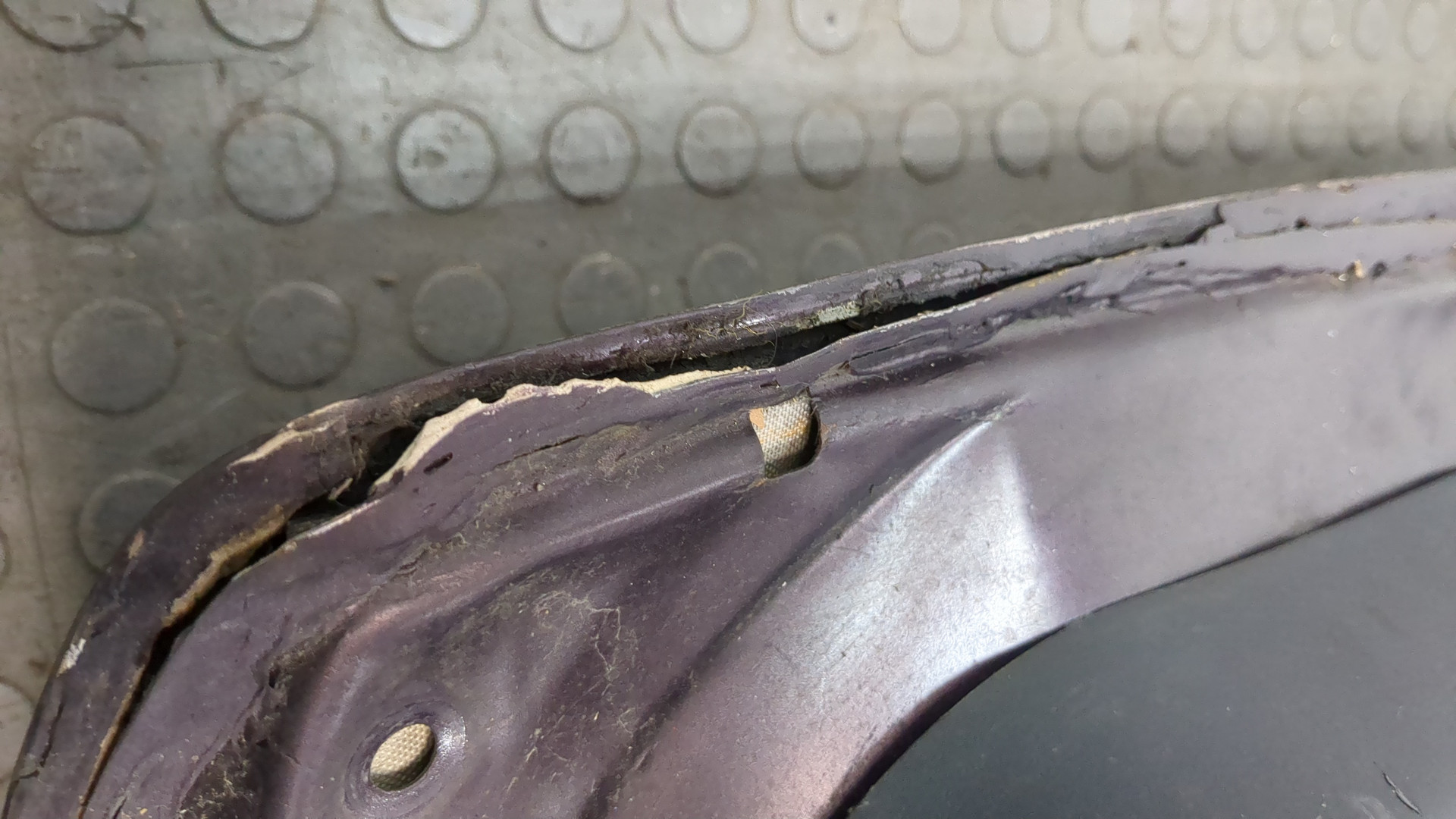 Дверь багажника