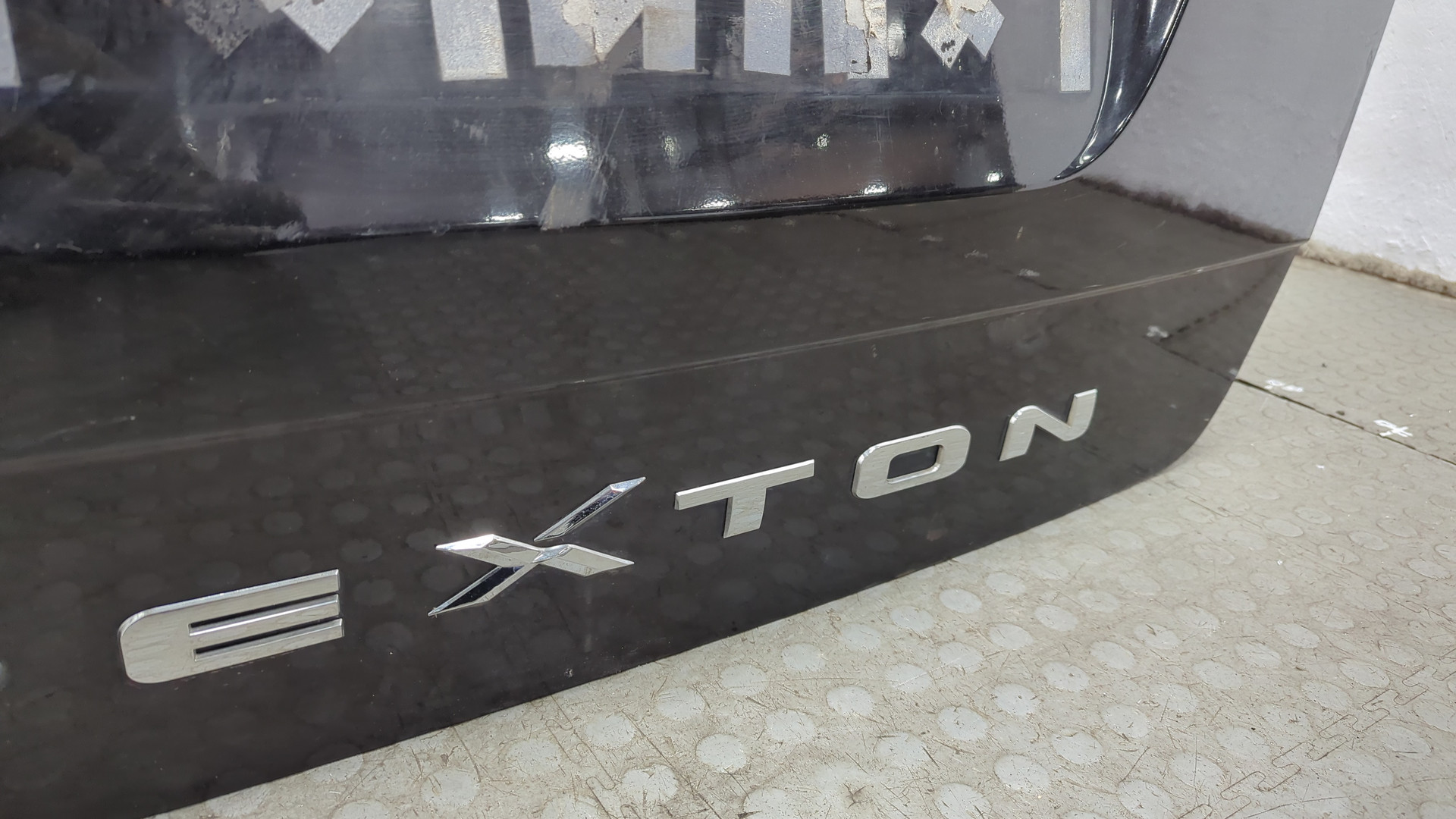 Дверь багажника