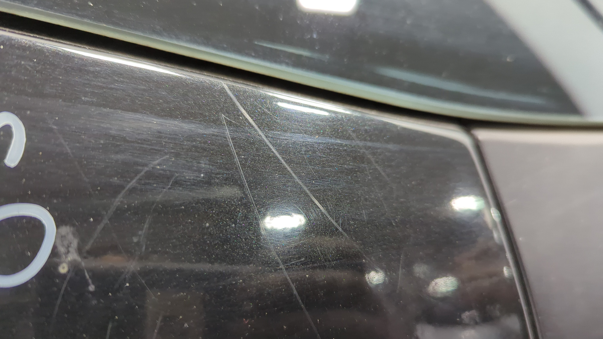 Дверь багажника