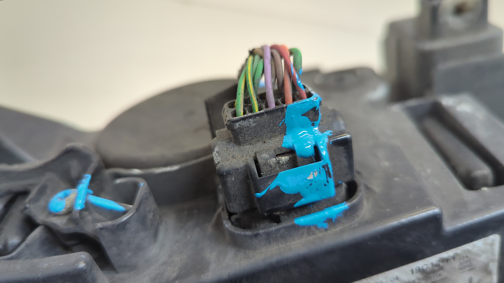 Фара правая