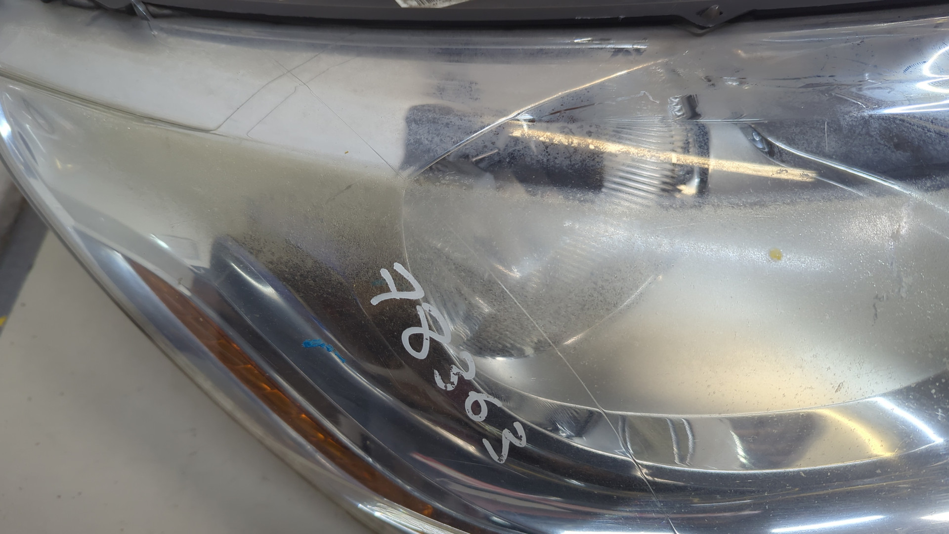 Фара правая