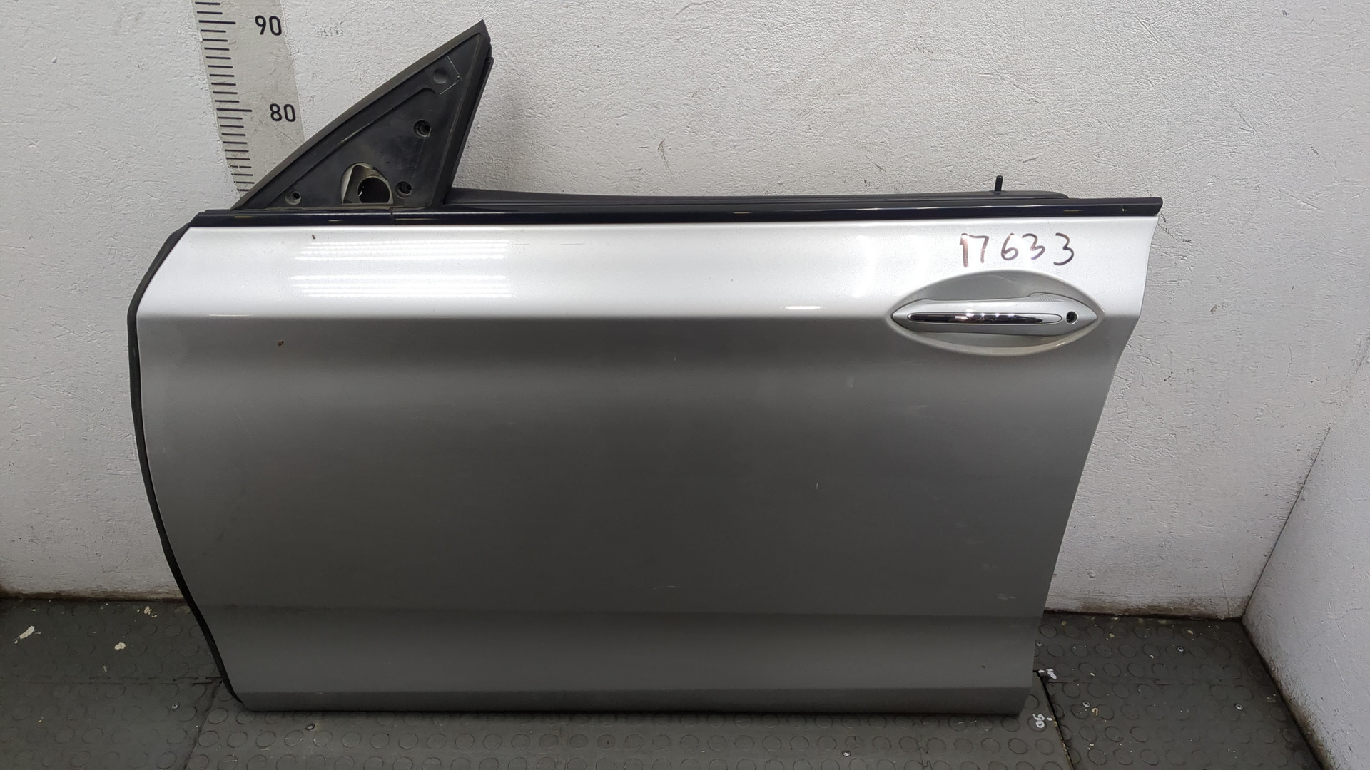 Дверь передняя левая