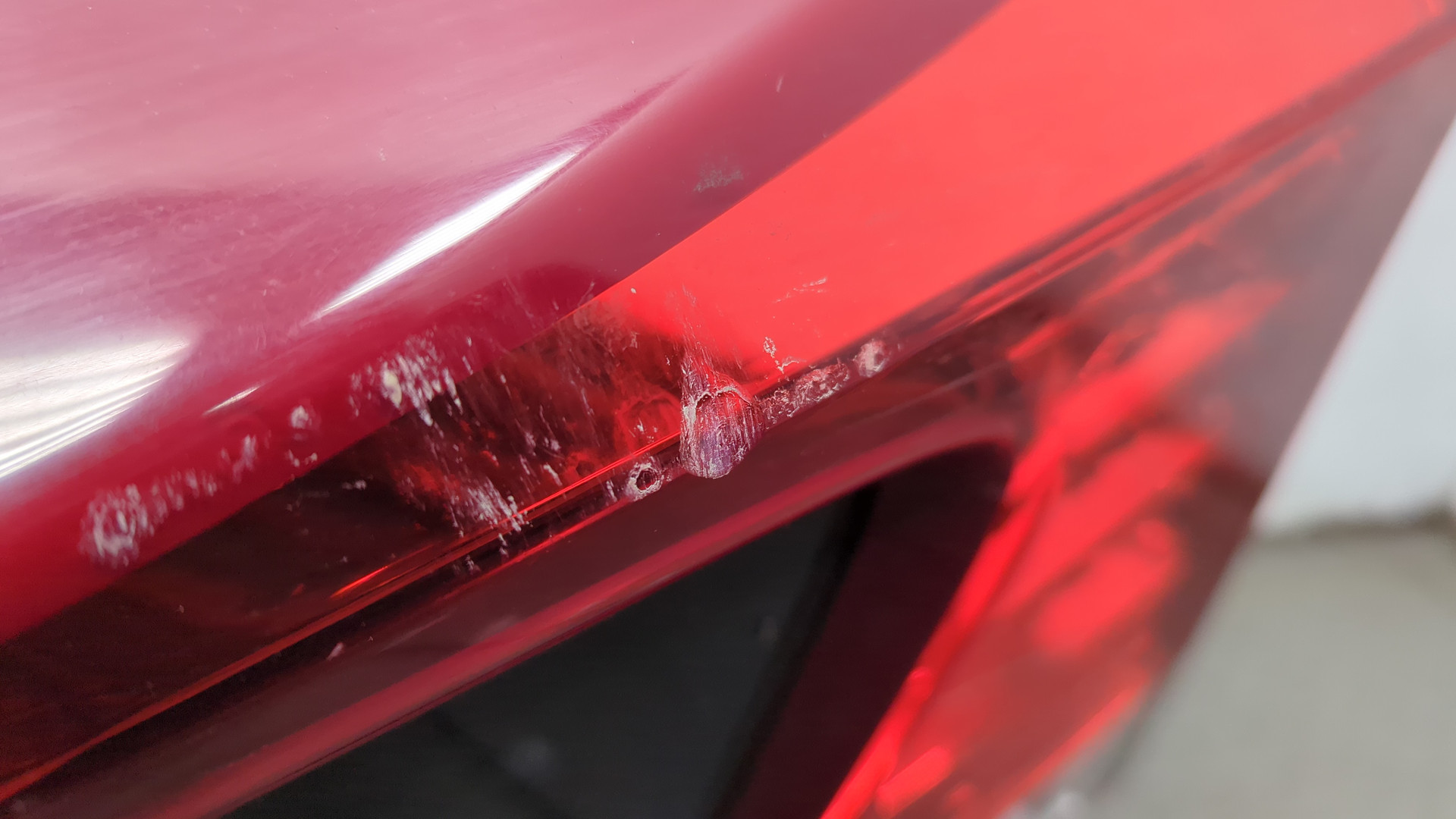 Дверь багажника