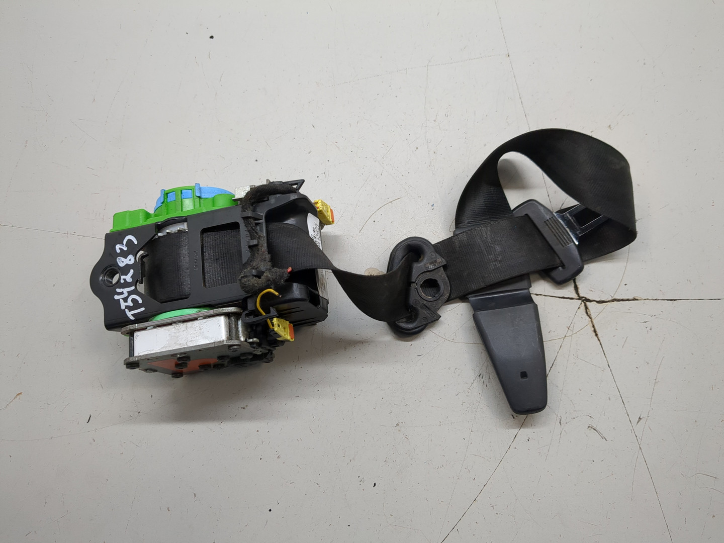 Ремень безопасности