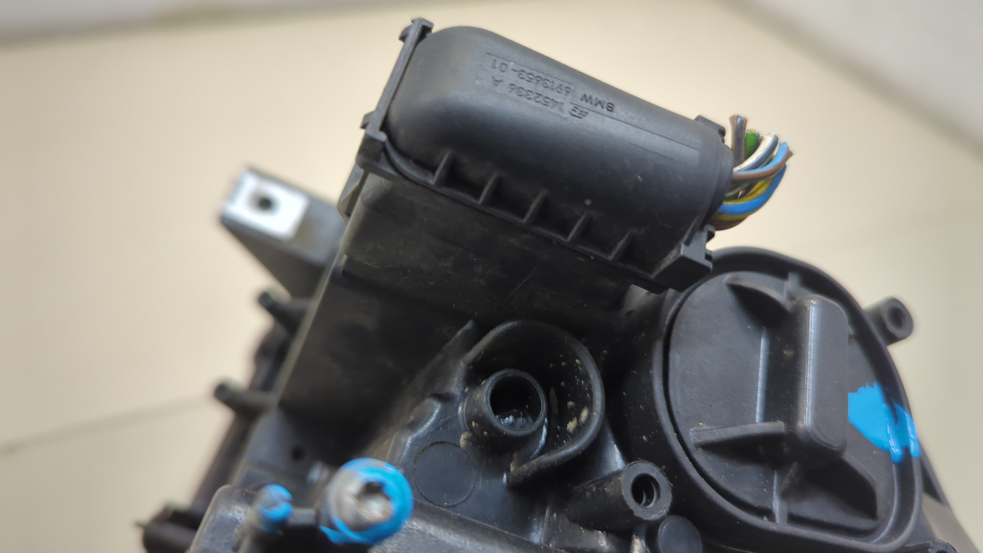 Фара правая