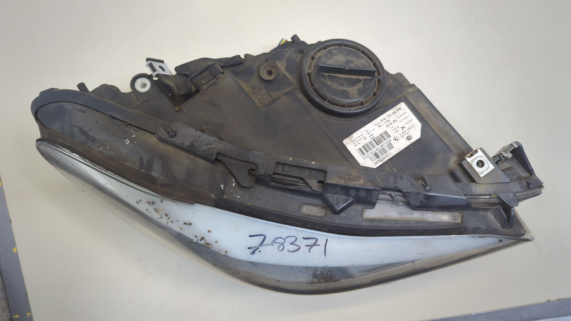 Фара правая