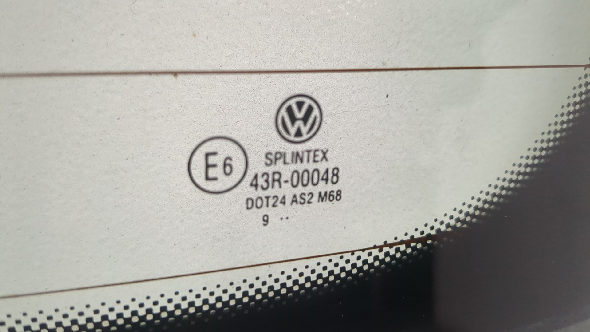 Дверь багажника правая