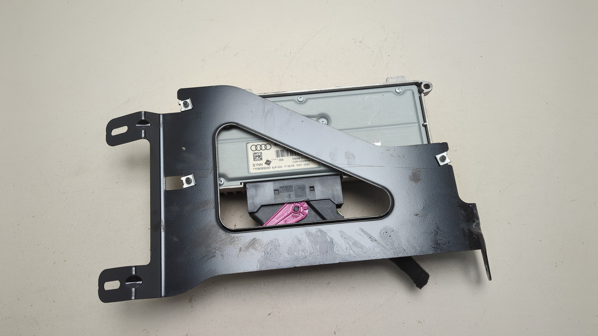 Усилитель акустической системы