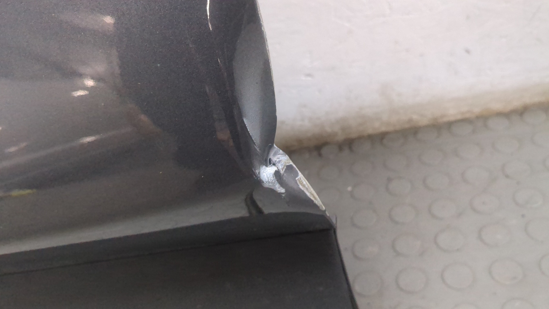 Дверь передняя левая