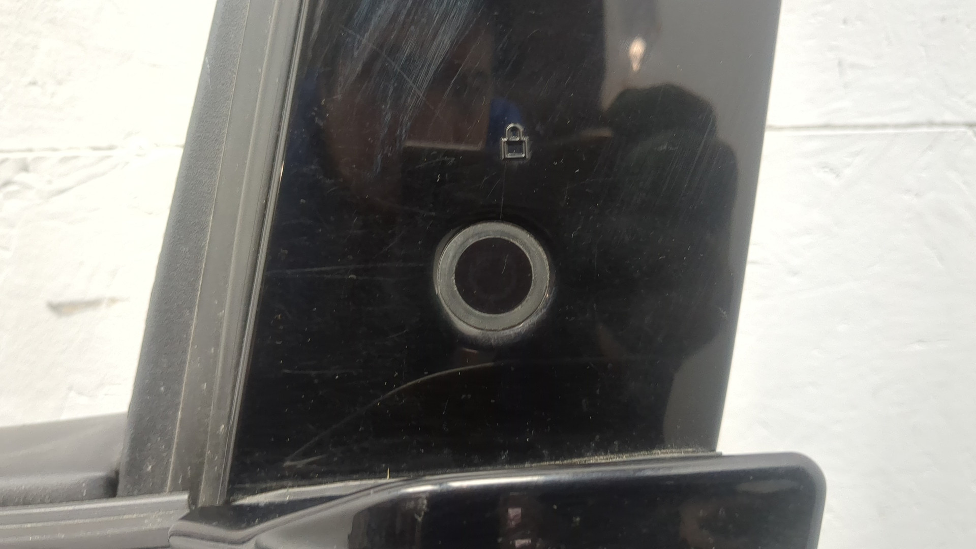 Дверь передняя левая