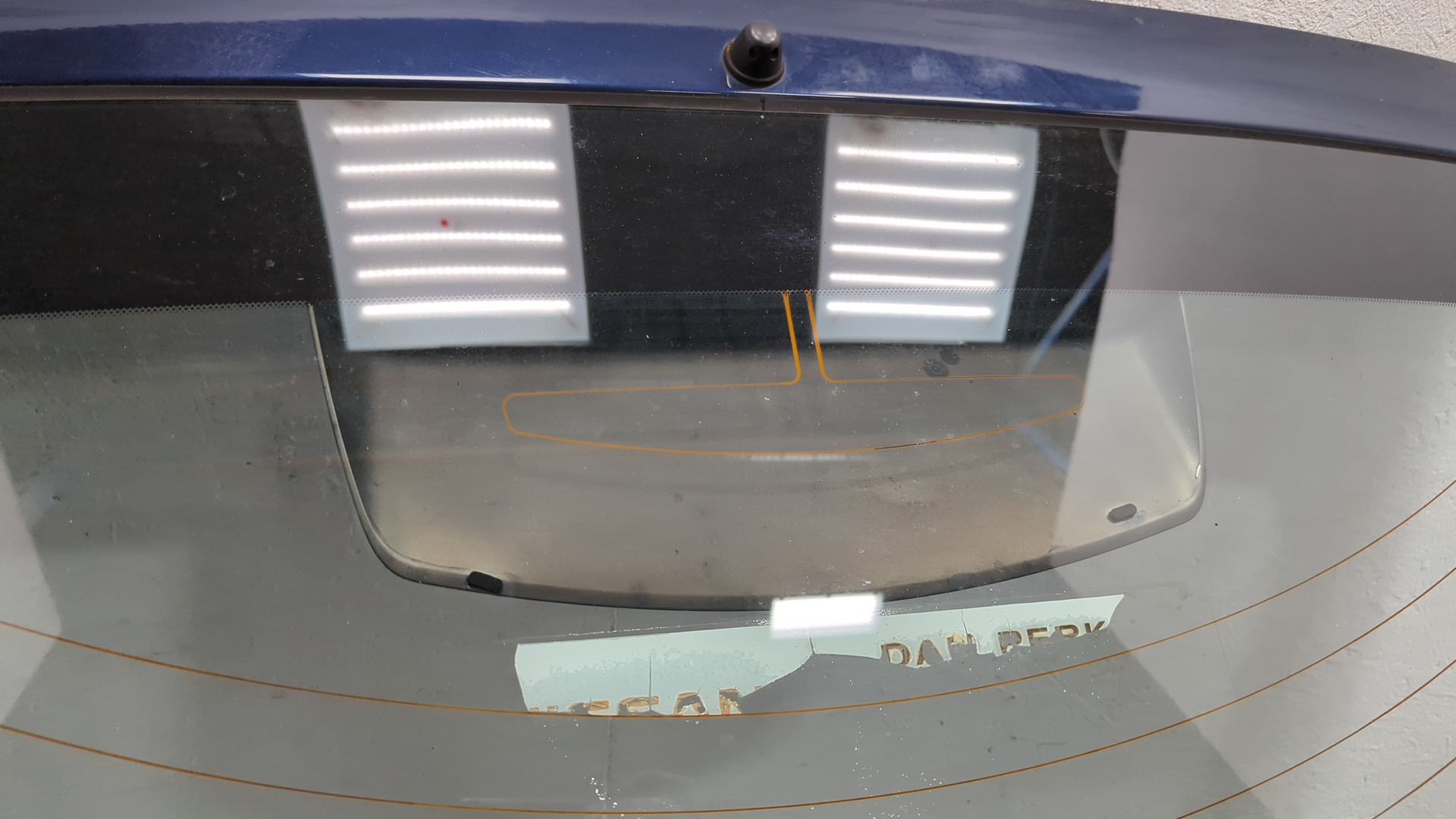 Дверь багажника