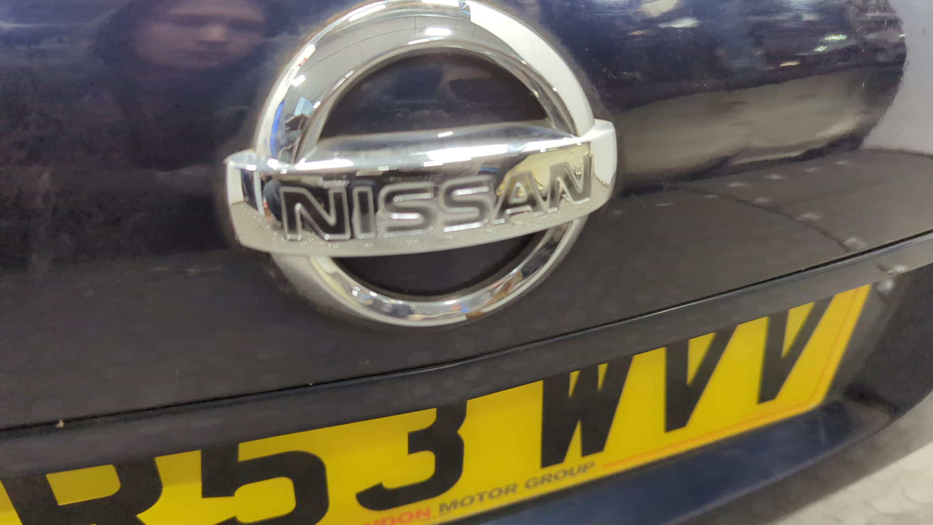 Дверь багажника