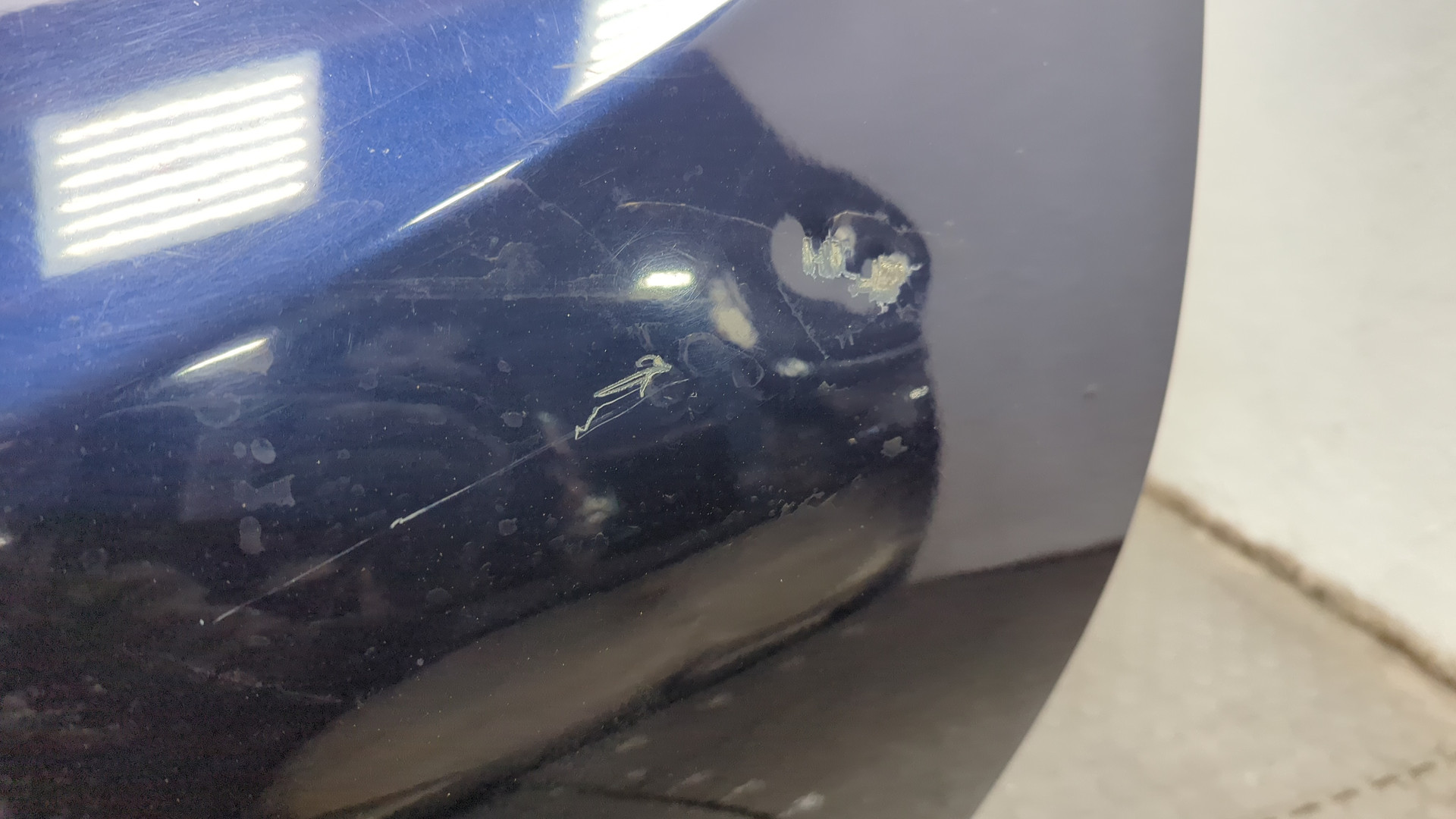 Дверь багажника