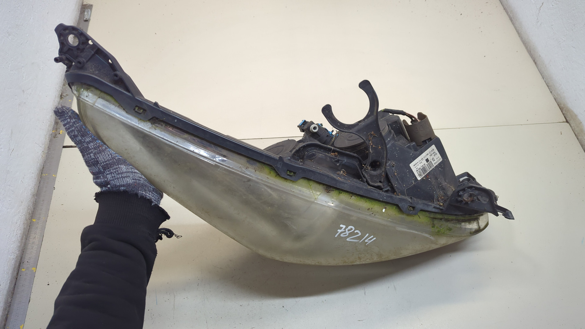 Фара правая