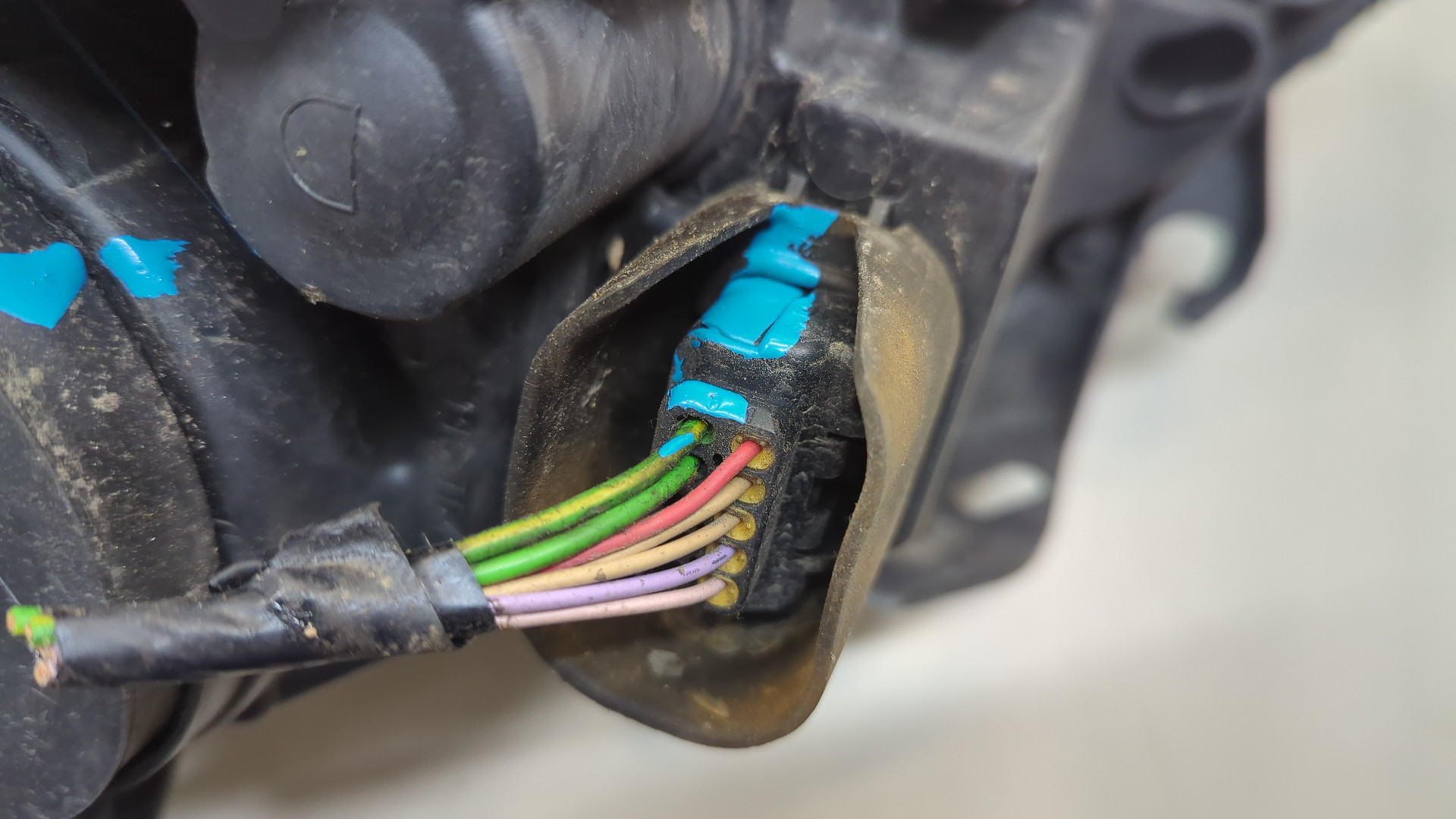 Фара правая