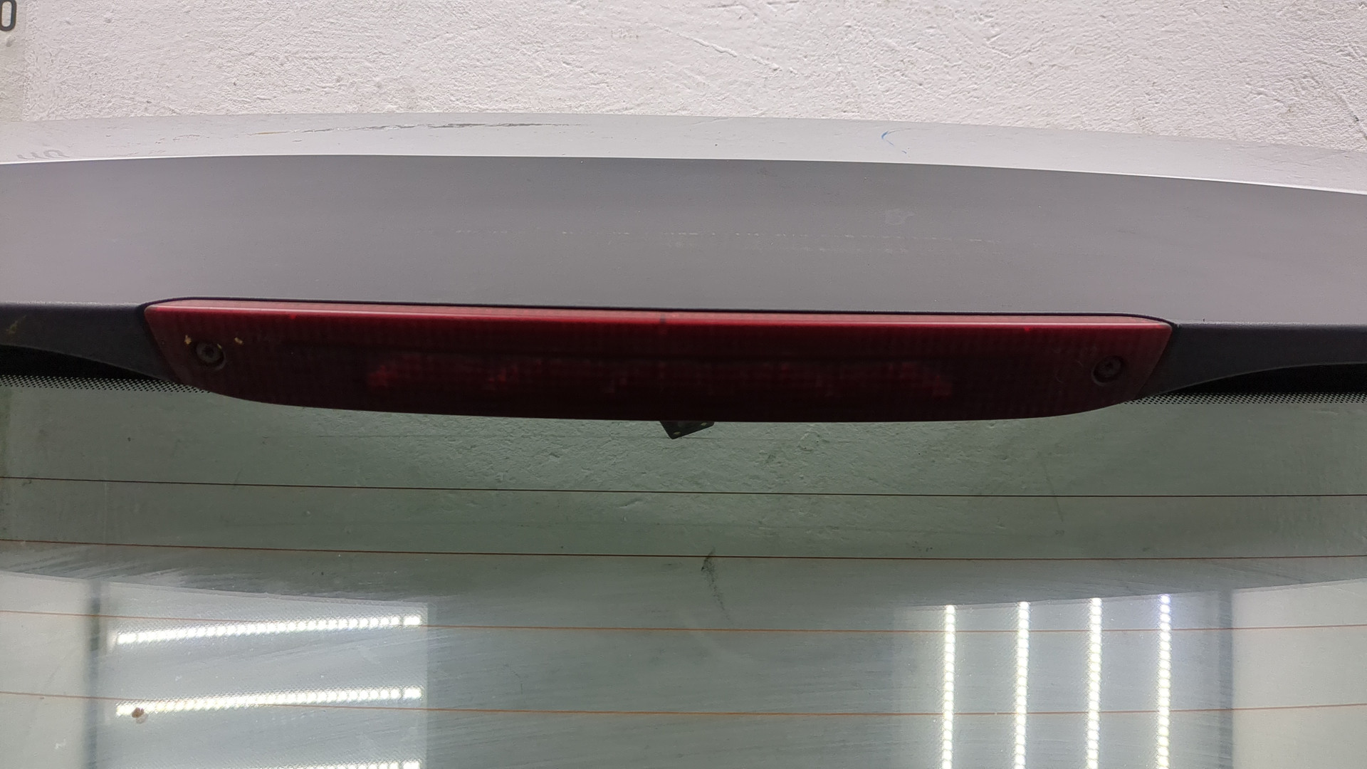 Дверь багажника