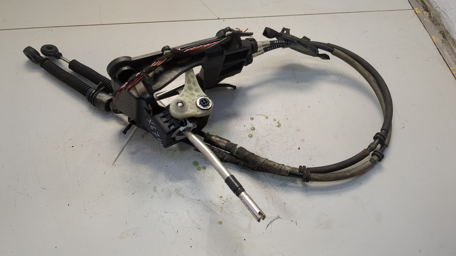 Кулиса МКПП / АКПП