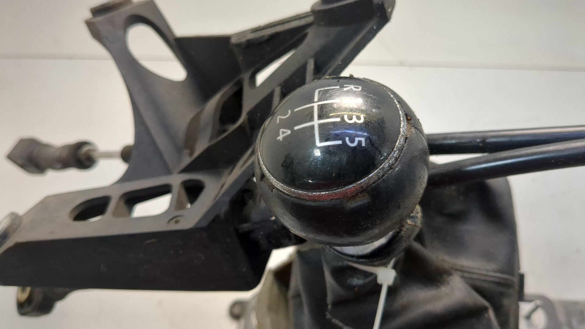 Кулиса МКПП / АКПП